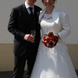 Das glÃ¼ckliche Brautpaar: Maria und Andreas Bauer mit dem wunderschÃ¶nen ...