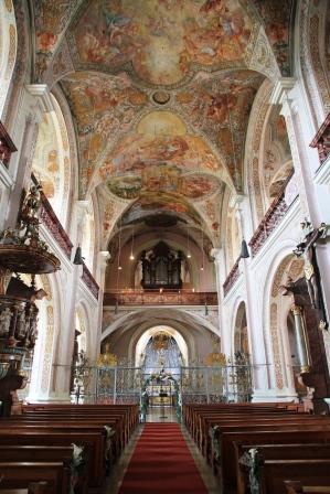 Das Orgelprospekt von 1801 wurde von Andreas Weiß (1722-1807) erbaut.