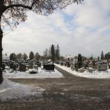... idyllisch verschneiten Hauptfriedhof in Straubing.