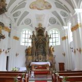 ... Hochaltar in der Schlosskapelle St. Peter und Paulus am Himmelberg.