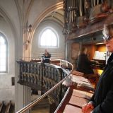 Beim Marienlied "O Maria, Gnadenvolle" werden die SÃ¤ngerinnen von Judith Wagner an der Orgel und ...