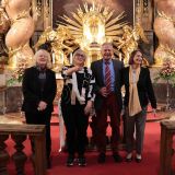 Die sich freuenden Mitwirkenden von links: Judith Wagner (Orgel), Bettina Thurner (Gesang), die "Dichterpflänzchen" Lutz und Martha Schauerhammer (Texte)